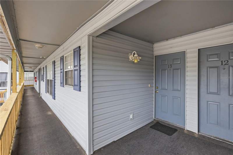 1 bedroom Condominium at 313 Dirksen Drive #F13, Riverside Condo Debary, Debary — photo 4