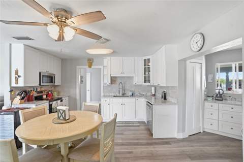300 Delido Court, Punta Gorda FL - photo 7 of 36