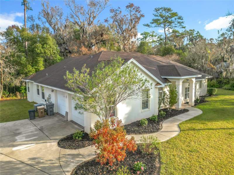 4 bedroom Single Family Residence at 2614 SE 25th Court, Forrest Park Estate, Ocala — photo 2