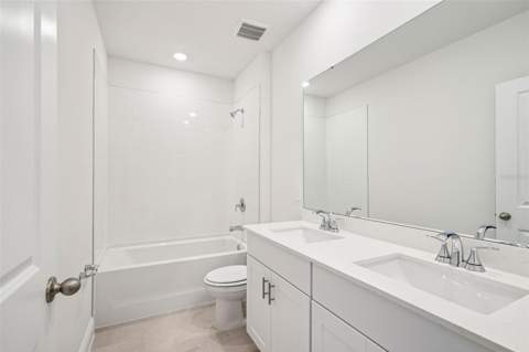 811 Sunshower Drive, Lady Lake FL - photo 17 of 33