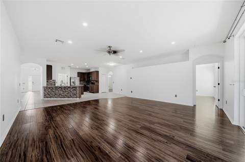 5150 Villagebrook Drive, Wesley Chapel FL - photo 13 of 70