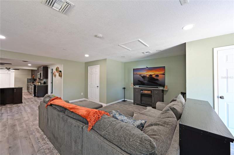 4 bedroom Single Family Residence at 1423 12th Avenue, Ardmore, Palmetto — photo 2
