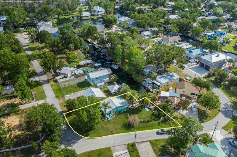 2 bedroom Single Family Residence at 5473 Darlene Street, Weeki Wachee Gardens, Weeki Wachee — photo 5