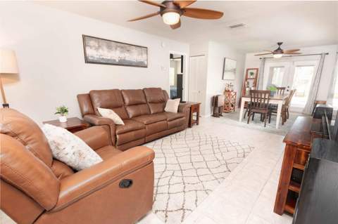 4311 County Breeze Drive, New Port Richey FL - photo 9 of 35