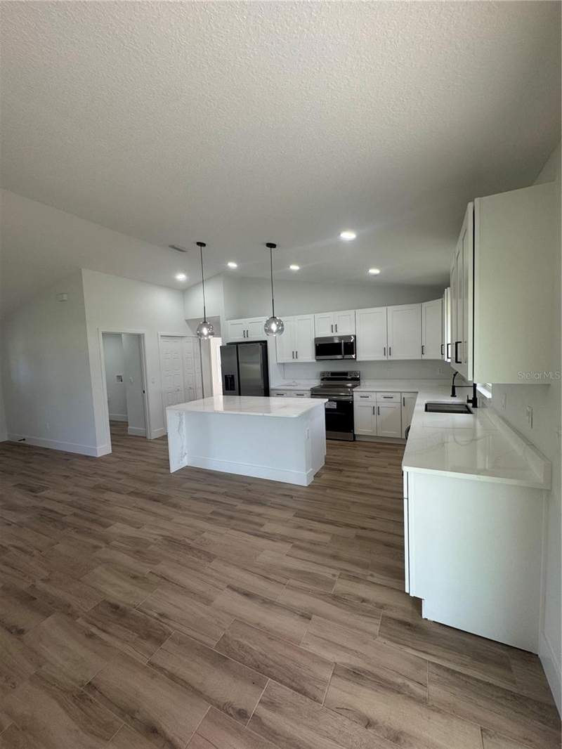 3 bedroom Single Family Residence at 7 Pine Trce, Silver Springs Shores, Ocala — photo 5