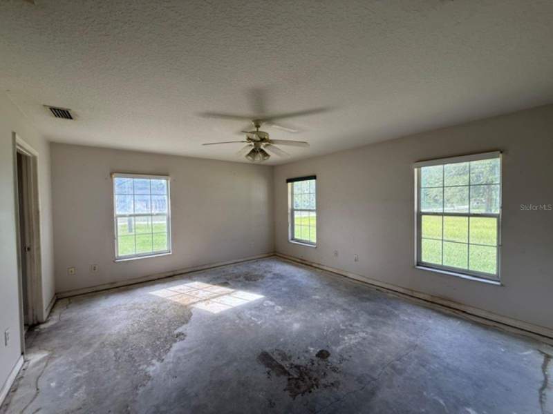 3 bedroom Single Family Residence at 14705 SE 94th Avenue, Belweir Acres, Summerfield — photo 5