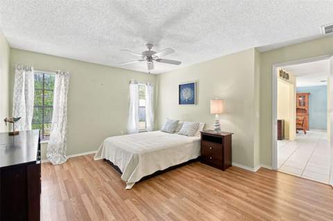 6695 Pin Oak Court, Spring Hill FL - photo 10 of 35