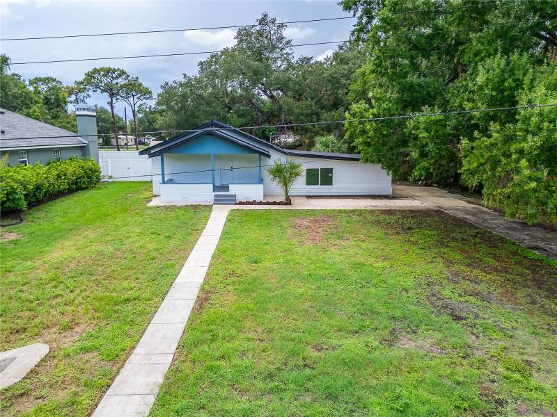 3 bedroom Single Family Residence at 8809 Dyer Road, Unplatted, Riverview — photo 2