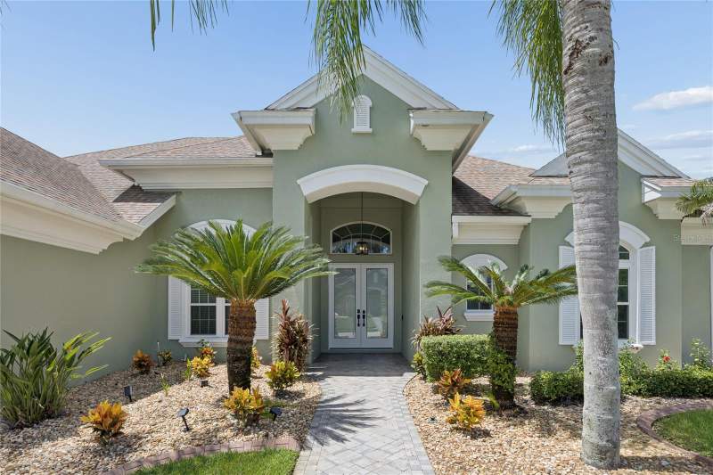 4 bedroom Single Family Residence at 1233 Vista Hills Drive, Vista Hills, Lakeland — photo 2