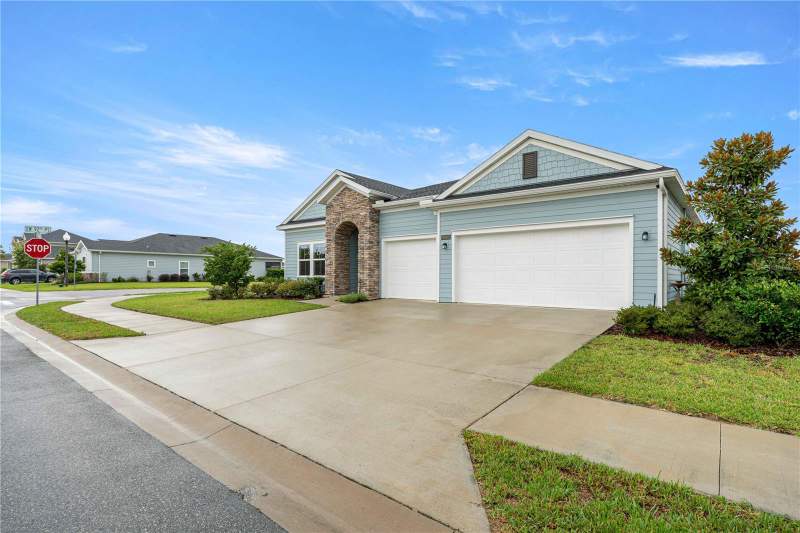 4 bedroom Single Family Residence at 9332 SW 58th Circle, Freedom Crossings Preserve Ph 1, Ocala — photo 3