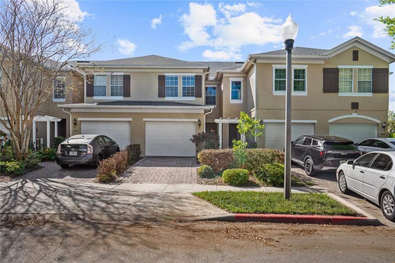6039 STRADA ISLE WAY home for sale in Villa Capri Metrowest