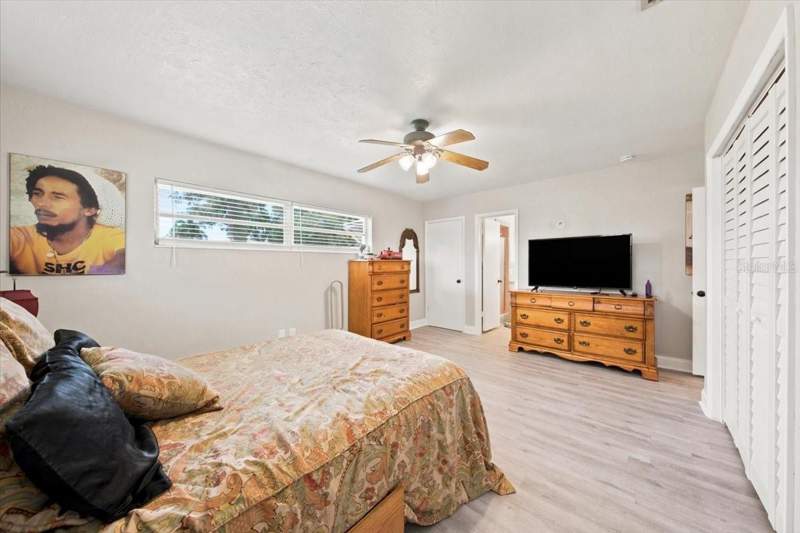 3 bedroom Single Family Residence at 3002 W Marlin Avenue, Asbury Park, Tampa — photo 4
