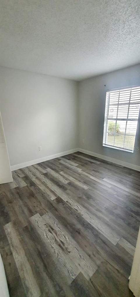 1215 Barefoot Bay Drive, Orlando FL - photo 10 of 12