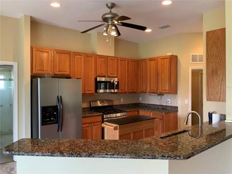 5475 Bounty Circle, Tavares FL - photo 6 of 33