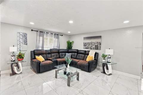 101 Mitchell Drive, Brandon FL - photo 6 of 41