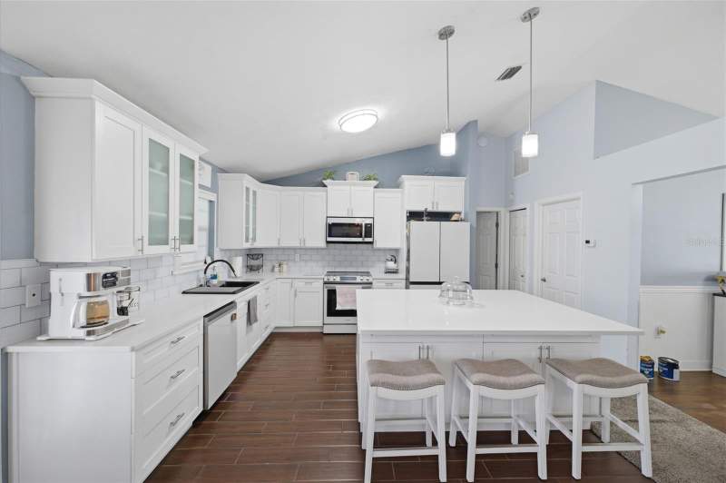 4 bedroom Single Family Residence at 3351 SE 55th Court, Indian Pines 1st Add, Ocala — photo 4