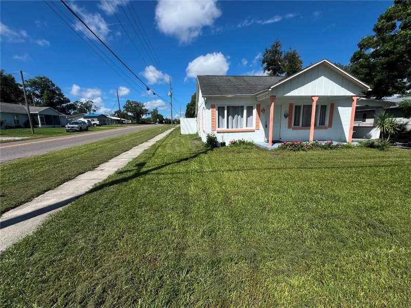 3 bedroom Single Family Residence at 5829 12th Street, City Of Zephyrhills, Zephyrhills — photo 5