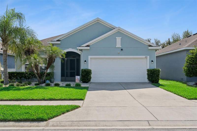 4 bedroom Single Family Residence at 1120 White Water Bay Drive, Waterside Pointe, Groveland — photo 2