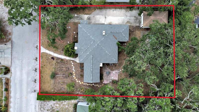 3 bedroom Single Family Residence at 235 38TH STREET, BETHWOOD TERRACE, ST PETERSBURG — photo 3
