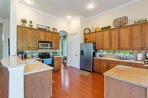 5204 Greens Drive, Lady Lake FL - photo 19 of 55