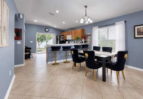 7746 Carriage Pointe Drive, Gibsonton FL - photo 8 of 24