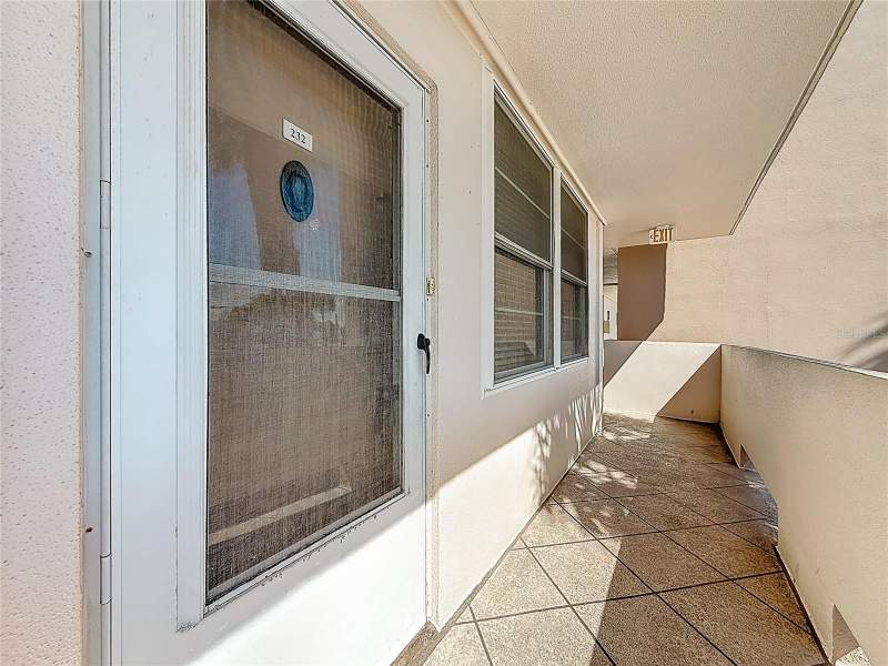 2 bedroom Condominium at 7401 Bay Island Drive #232, Bay Island Group 6, South Pasadena — photo 3