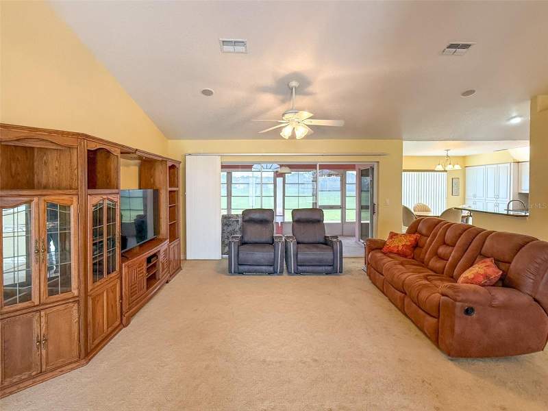 3 bedroom Single Family Residence at 8533 Coral Creek Loop, The Estates, Hudson — photo 5
