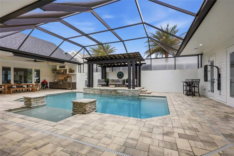 5 bedroom Single Family Residence at 1045 SW 132 Street, Town Of Tioga, Newberry — photo 5