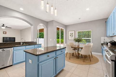 10637 Liberty Bell Drive, Tampa FL - photo 16 of 94