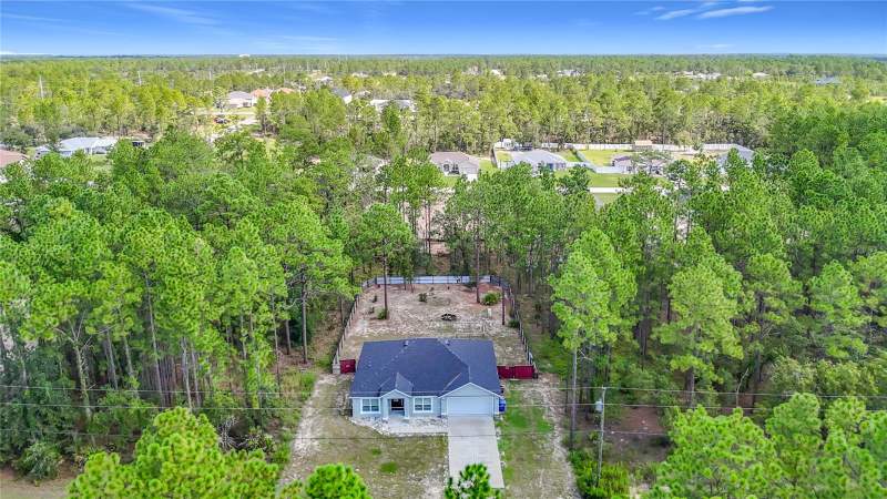 3 bedroom Single Family Residence at 12491 Sparrow Hawk Avenue, Royal Highlands, Weeki Wachee — photo 3