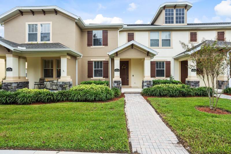 Signature Lakes Independence