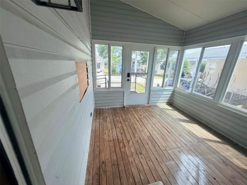 2 bedroom Manufactured Home at 50989 Highway 27 #87, International Bass Lake Resort Ph 01, Davenport — photo 4