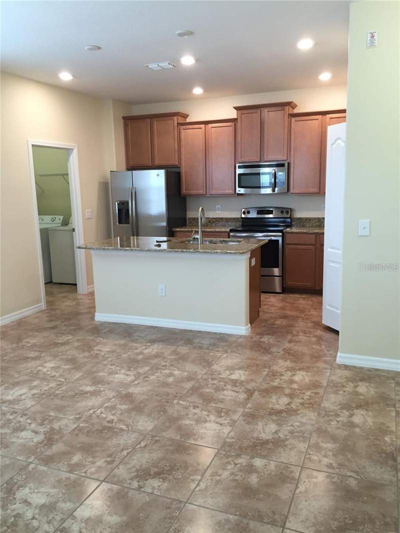 3 bedroom Townhouse at 5618 Water Rose Road, Signature Lakes Ph 3B-6, Winter Garden — photo 5