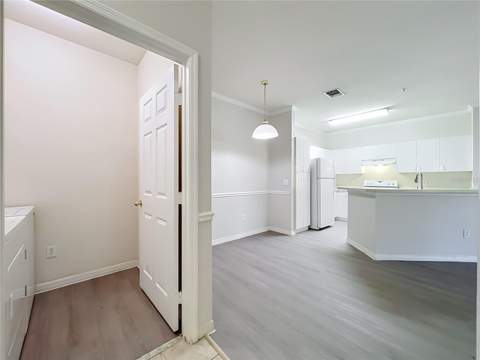 3605 Conroy Road #513, Orlando FL - photo 19 of 31