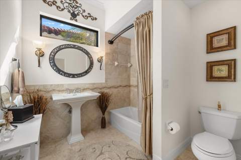 7651 Portstewart Drive, Lakewood Ranch FL - photo 13 of 59