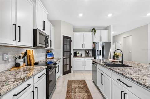 12473 Dora Trail, Parrish FL - photo 15 of 47