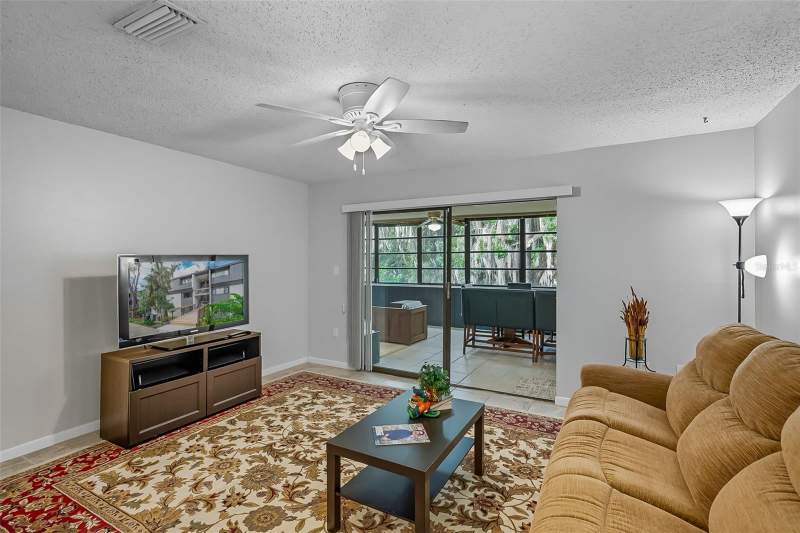 3 bedroom Condominium at 2746 SW 14 Drive #2746, Bivens South, Gainesville — photo 3