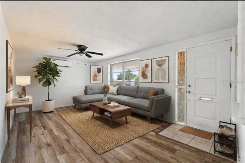 3 bedroom Single Family Residence at 3630 Winder Dr, Beacon Square, Holiday — photo 4