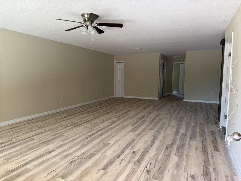 2 bedroom Single Family Residence at 760 NE 149 Court, Williston Hylnds Golf & C Club Estate, Williston — photo 3