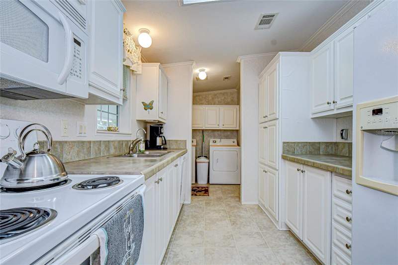 3 bedroom Manufactured Home at 3337 Dawns Dell, Tippecanoe Village, Zephyrhills — photo 5