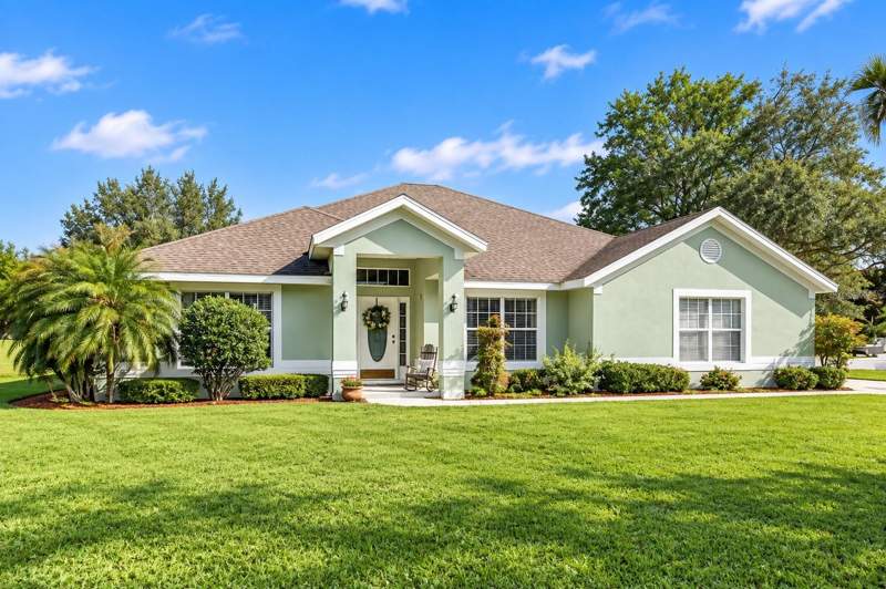 4 bedroom Single Family Residence at 24107 Milford Drive, Black Bear Reserve, Eustis — photo 1