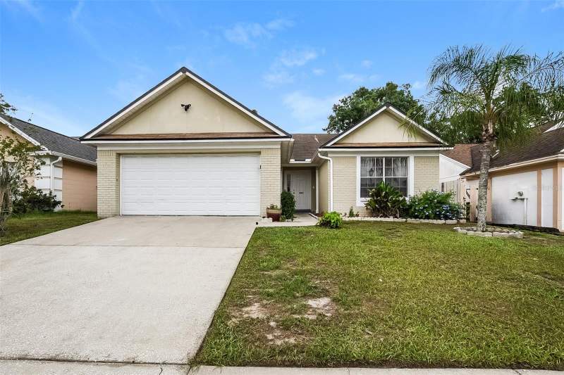 337 MANTIS LOOP home for sale in Votaw Village