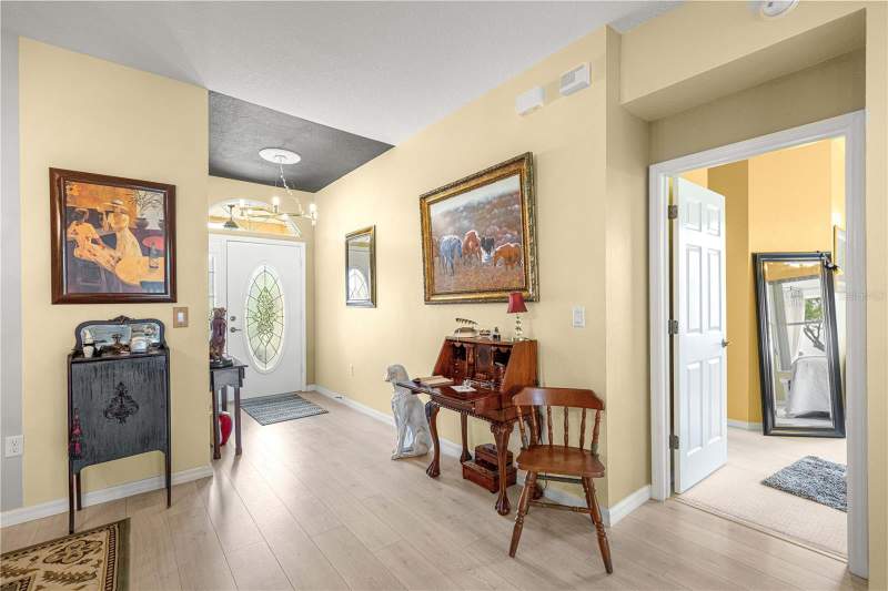 3 bedroom Single Family Residence at 9359 SW 94th Loop, On Top Of The World / Windsor, Ocala — photo 4