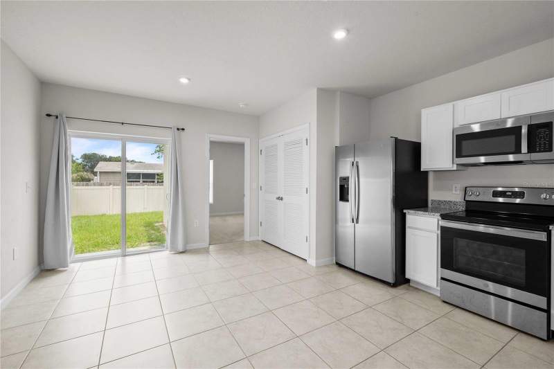 3 bedroom Single Family Residence at 35155 Jomar Avenue, Zephyr Place, Zephyrhills — photo 4