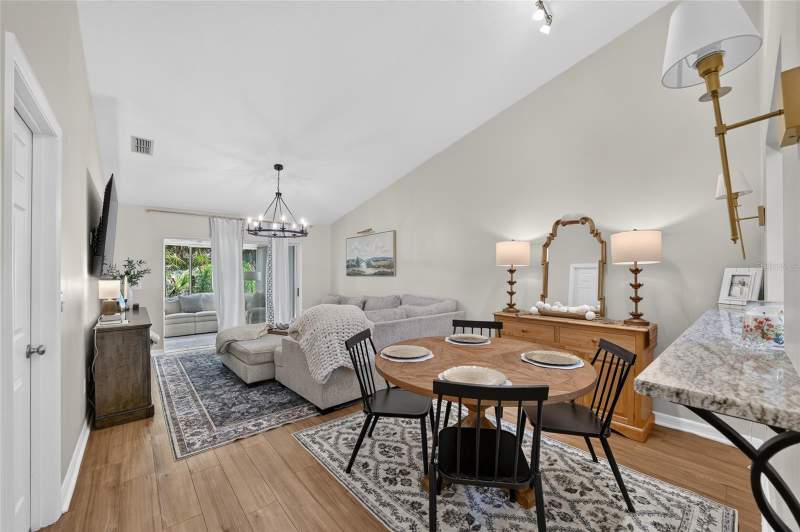 2 bedroom Single Family Residence at 2429 SE 18th Circle, Magnolia Garden Villas Or 1412/521, Ocala — photo 4