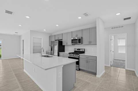 13321 Commons Avenue, Parrish FL - photo 7 of 40