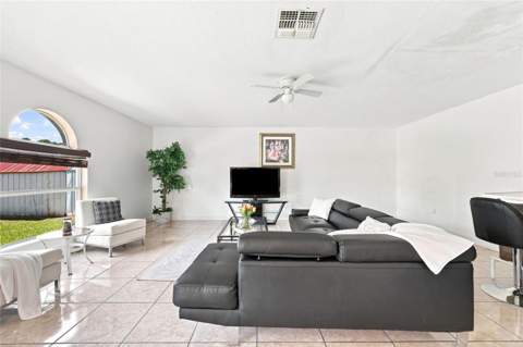 275 Chadworth Drive, Kissimmee FL - photo 17 of 52