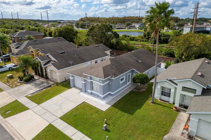 3 bedroom Single Family Residence at 217 WOODBAY COURT, GREENPOINTE, ORLANDO — photo 4