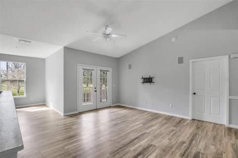 14226 Fredricksburg Drive #220, Orlando FL - photo 6 of 6