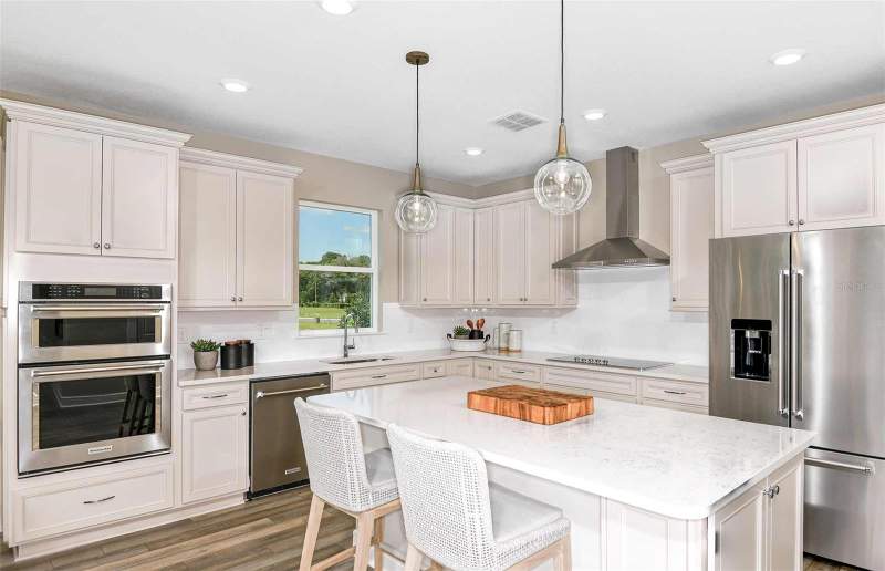 4 bedroom Single Family Residence at 1298 Lakeridge Way, Silverlake Phase 2, Lake Alfred — photo 5